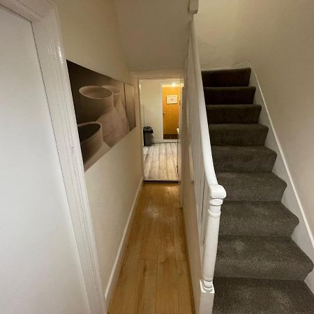 Big 3 Bedroom London House With 2 Bathroom Plumstead  Exterior foto